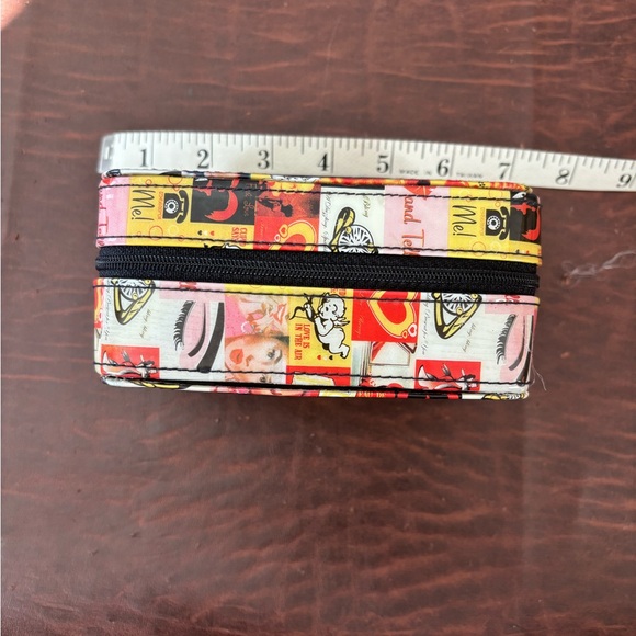 Retro Pop Art Travel Jewelry Box - Picture 2 of 6